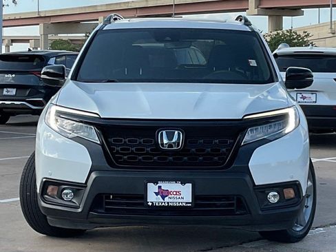 Used 2021 Honda Passport Touring image 2