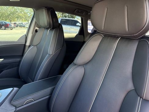 Certified 2025 Cadillac Optiq Sport 2 image 21