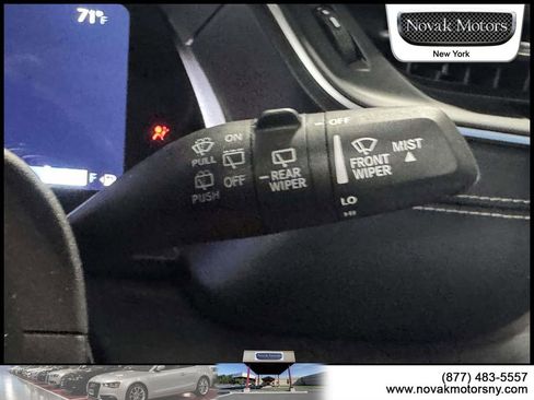 Used 2023 Jeep Grand Cherokee Limited AWD/4WD image 19
