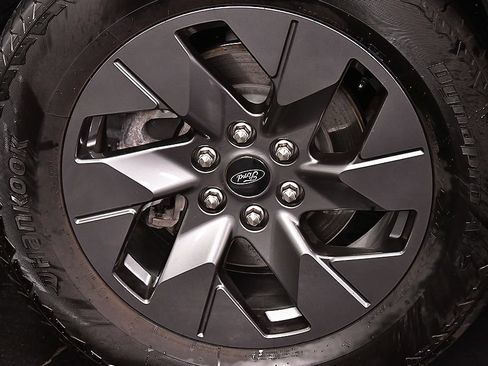 Used 2025 Ford F150 Lightning Flash AWD/4WD image 9