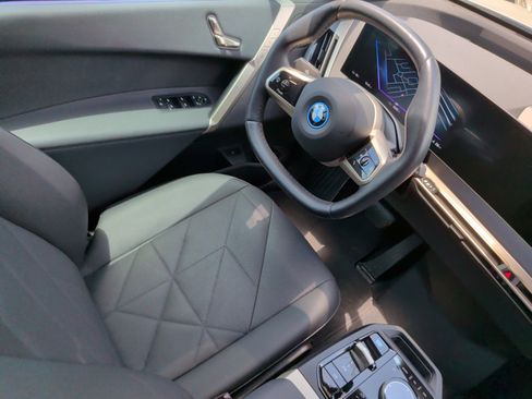 Certified 2024 BMW iX xDrive50 w/ Convenience Package AWD/4WD image 34