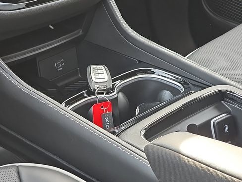 New 2026 Chrysler Pacifica Limited w/ S Appearance Package image 14