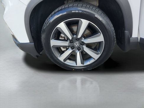 Certified 2023 Honda Pilot Touring image 35
