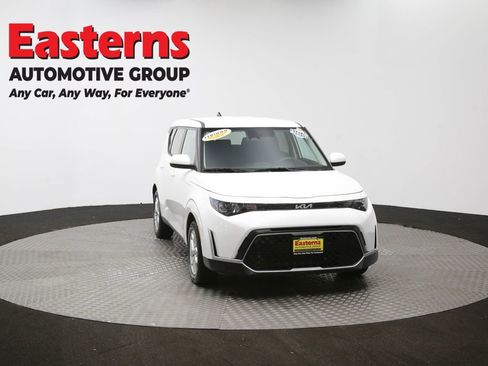 Used 2024 Kia Soul LX w/ Option Group 015 image 48