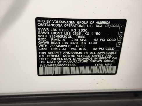 Used 2023 Volkswagen ID.4 Pro S image 27