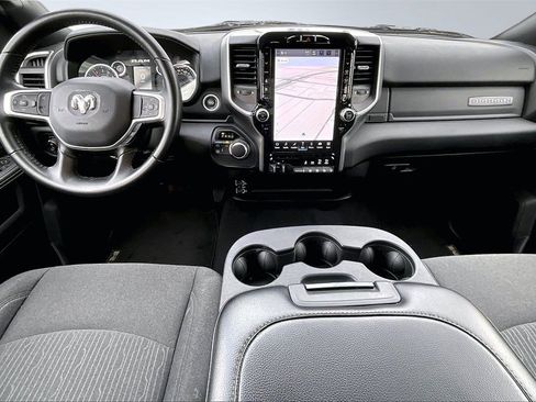 Used 2024 RAM 2500 Big Horn w/ Sport Appearance Package image 17