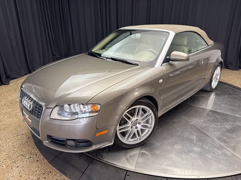 Used 2009 Audi A4 2.0T FWD image 2