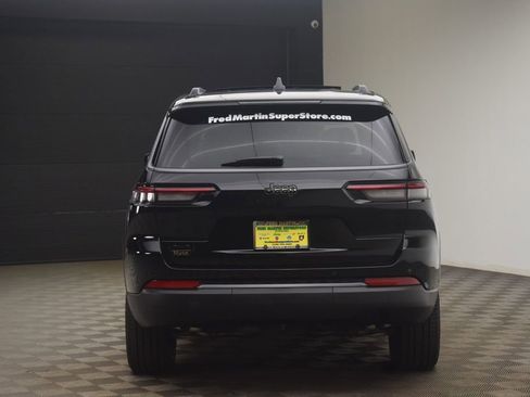 New 2026 Jeep Grand Cherokee L Limited AWD/4WD image 12