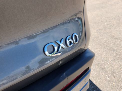 Used 2023 INFINITI QX60 Sensory w/ Vision Package AWD/4WD image 33