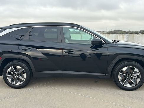 Used 2025 Hyundai Tucson SEL image 13