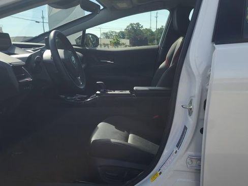 Used 2023 Toyota Prius Prime FWD image 9