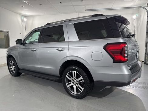 Used 2024 Ford Expedition Limited image 6