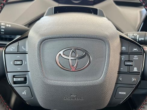 New 2026 Toyota Prius Plug-In Hybrid FWD image 25