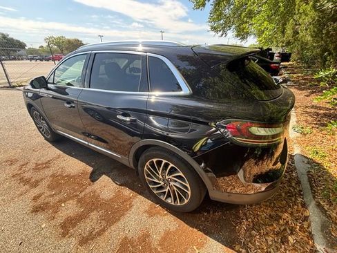 Used 2020 Lincoln Nautilus Reserve w/ Equipment Group 201A AWD/4WD image 4