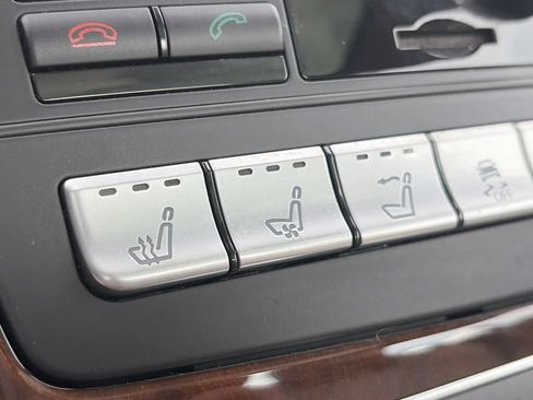 Used 2013 Mercedes-Benz SL 550 image 20