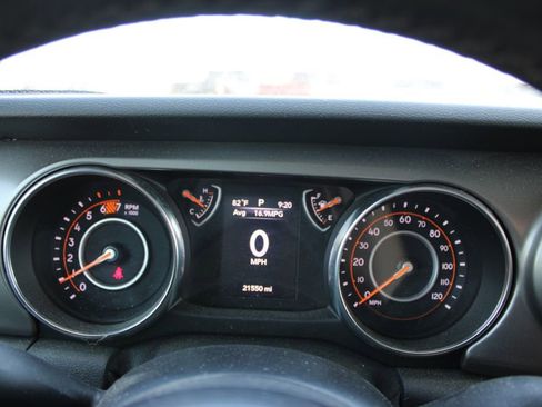Used 2019 Jeep Wrangler Unlimited Sport S AWD/4WD image 18