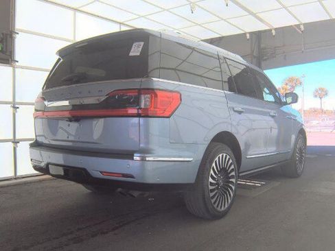 Used 2021 Lincoln Navigator Black Label w/ Cargo Convenience Package image 3