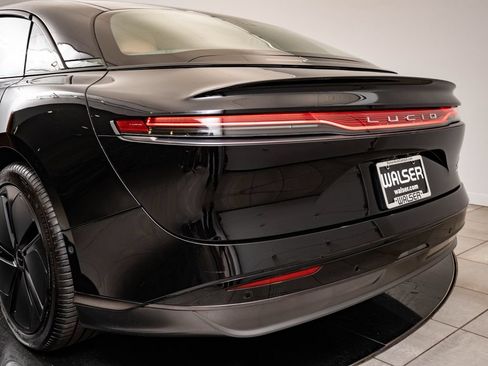 Used 2024 Lucid Air Touring AWD/4WD image 17