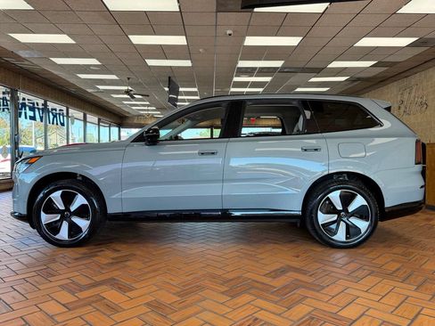Used 2025 Volvo EX90 Plus AWD/4WD image 5