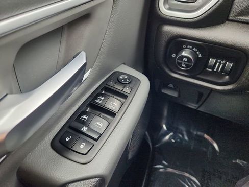 Used 2019 RAM 1500 Big Horn image 34