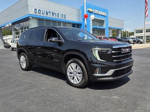 Used 2026 GMC Acadia Elevation w/ Elevation Premium Package FWD image 2