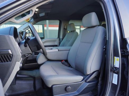 Used 2020 Ford F250 XL w/ STX Appearance Package image 22