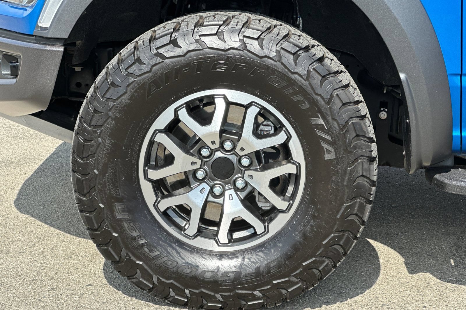 Used 2021 Ford F150 Raptor w/ Equipment Group 801A High AWD/4WD image 33