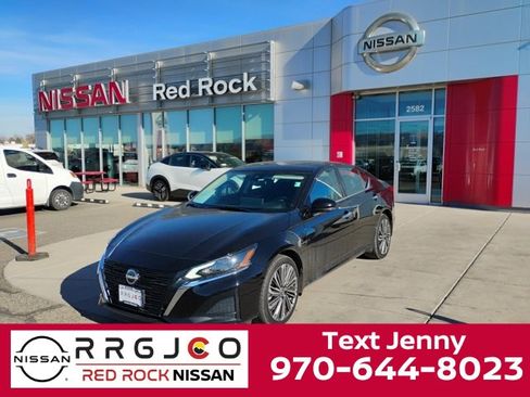 Used 2023 Nissan Altima 2.5 SL image 1