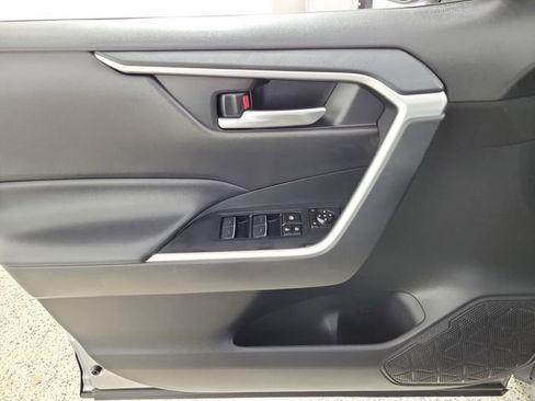 Used 2024 Toyota RAV4 XLE image 21