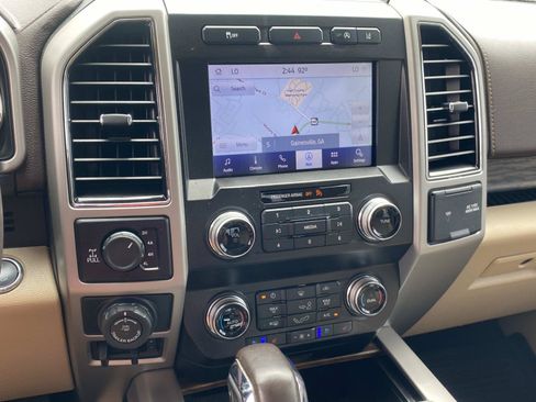 Used 2020 Ford F150 Lariat w/ Equipment Group 502A Luxury AWD/4WD image 24