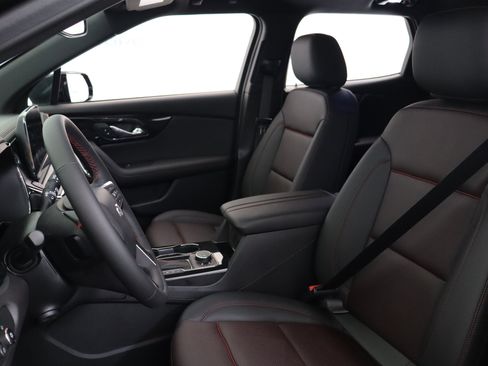 New 2026 Chevrolet Blazer RS w/ Enhanced Convenience Package FWD image 23