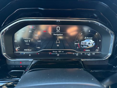 Used 2024 GMC Sierra 1500 SLT image 11