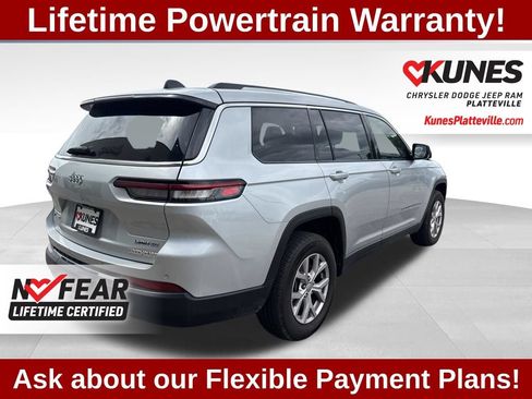 Used 2022 Jeep Grand Cherokee L Limited w/ Trailer Tow Group (B) AWD/4WD image 11