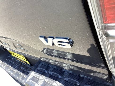 Certified 2023 Toyota Tacoma TRD Sport image 29