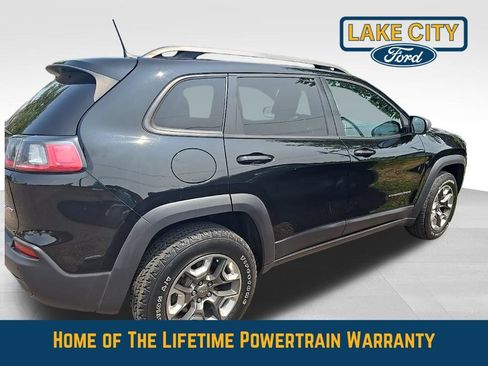 Used 2019 Jeep Cherokee Trailhawk w/ Cold Weather Group AWD/4WD image 4
