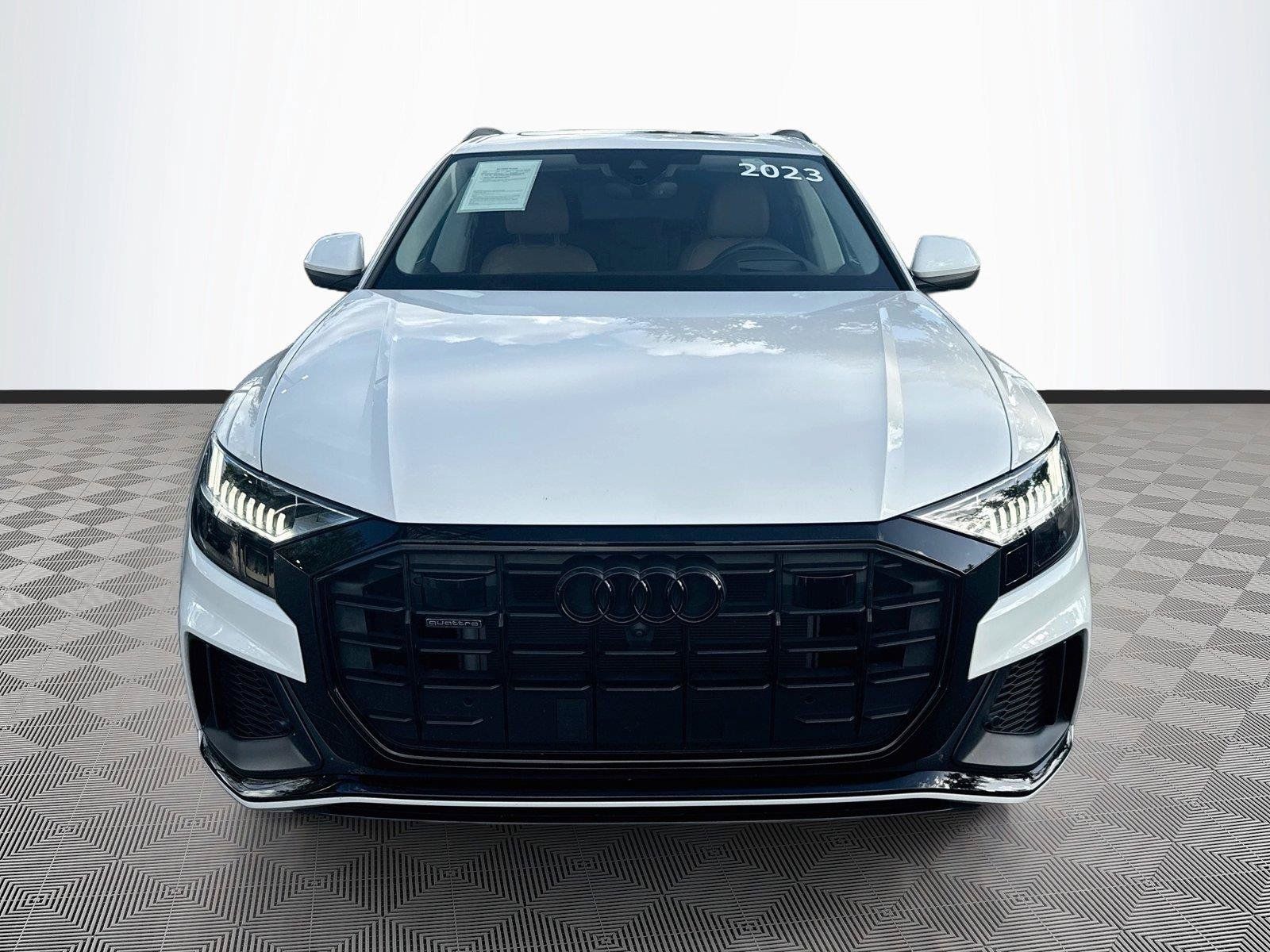 Used 2023 Audi Q8 Prestige AWD/4WD image 2