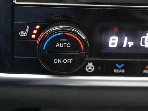 Used 2023 Nissan Rogue Platinum w/ Platinum Premium Package image 26