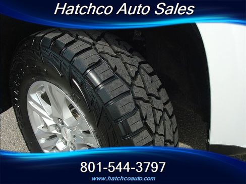 Used 2019 GMC Canyon SLE w/ Driver Alert Package image 12