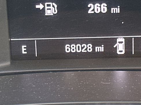 Used 2022 Chevrolet Malibu LT FWD image 27