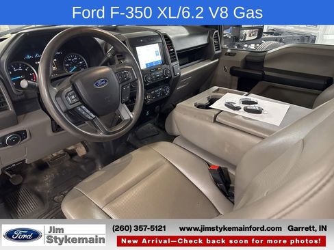 Used 2022 Ford F350 XL w/ Power Equipment Group image 9