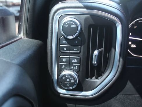 Used 2021 GMC Sierra 2500 AT4 AWD/4WD image 25
