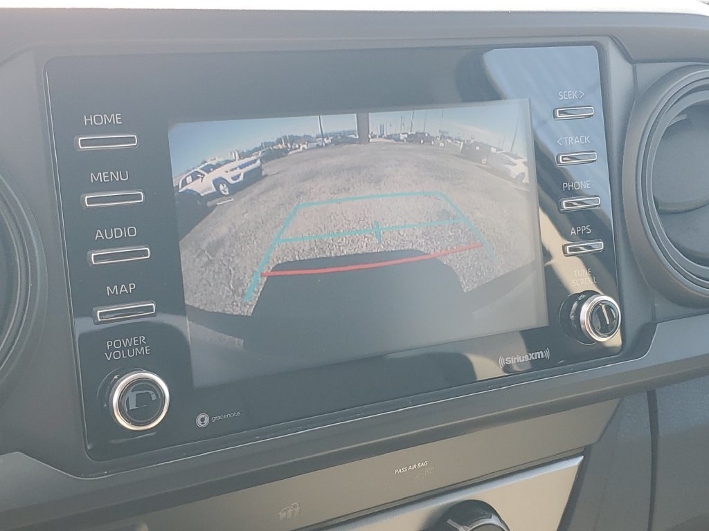 Used 2020 Toyota Tacoma SR AWD/4WD image 17