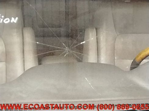 Used 2001 Lexus LX 470 4WD image 18