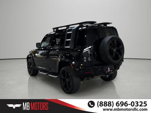 Used 2023 Land Rover Defender 110 X AWD/4WD image 3