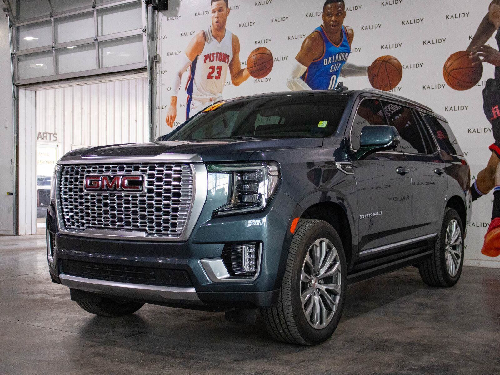 Used 2021 GMC Yukon Denali w/ Denali Ultimate Package AWD/4WD image 23