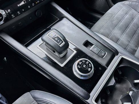 Used 2022 Mitsubishi Outlander SE AWD/4WD image 17