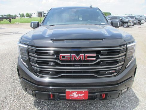 New 2026 GMC Sierra 1500 AT4 w/ AT4 Premium Package AWD/4WD image 13