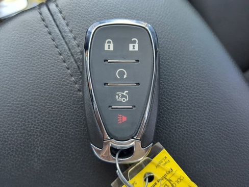 Used 2023 Chevrolet Malibu LT image 32