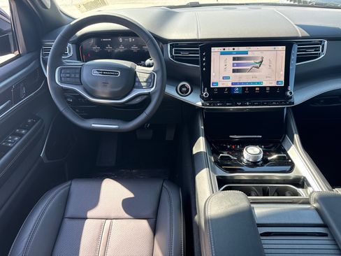 New 2026 Jeep Grand Wagoneer Limited AWD/4WD image 9