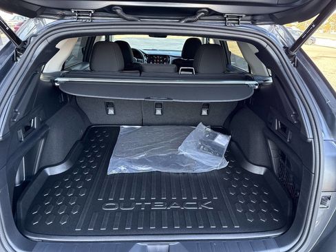 Certified 2025 Subaru Outback Premium w/ Popular Package #1A image 21